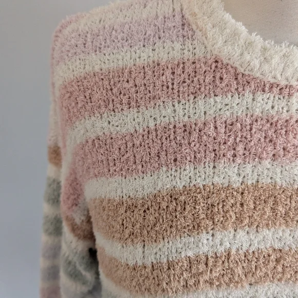 Women's Show Me Your Mumu Sweater Small Pastel Stripe - Picture 6 of 6